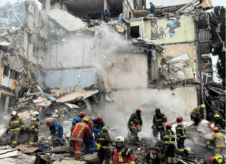 Зросла кількість жертв російського обстрілу Києва в ніч на 31 липня: 1 серпня оголошено Днем жалоби