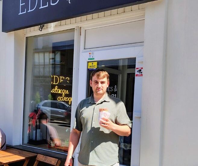 Сумчанин за допомогою мікрогранту відкрив пекарню у центрі міста