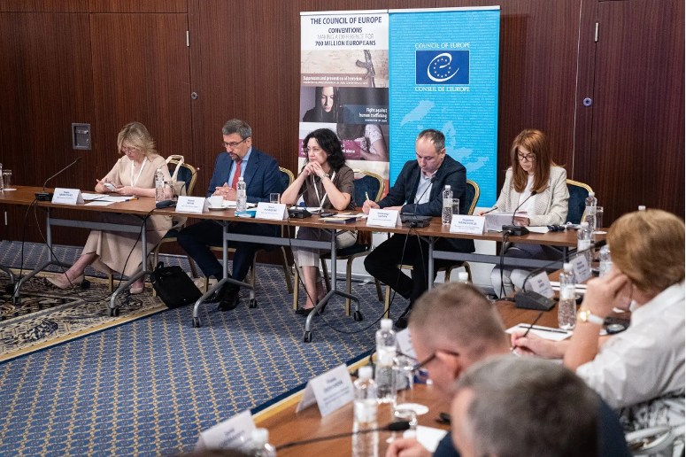 Мінсоцполітики разом з міжнародними партнерами допомагає кожній дитині знайти родину