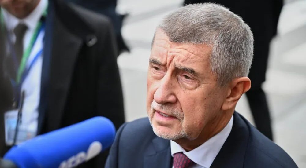 Прем’єр Чехії Бабіш проходить вотум довіри на тлі зміни курсу щодо України та ЄС