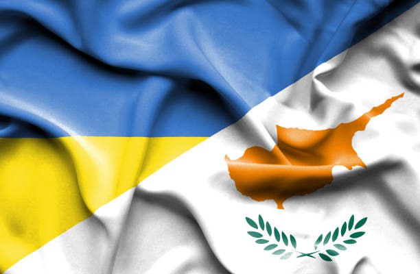 Як дістатися до України з Кіпру у 2026 році: маршрути, правила в’їзду та поради мандрівникам