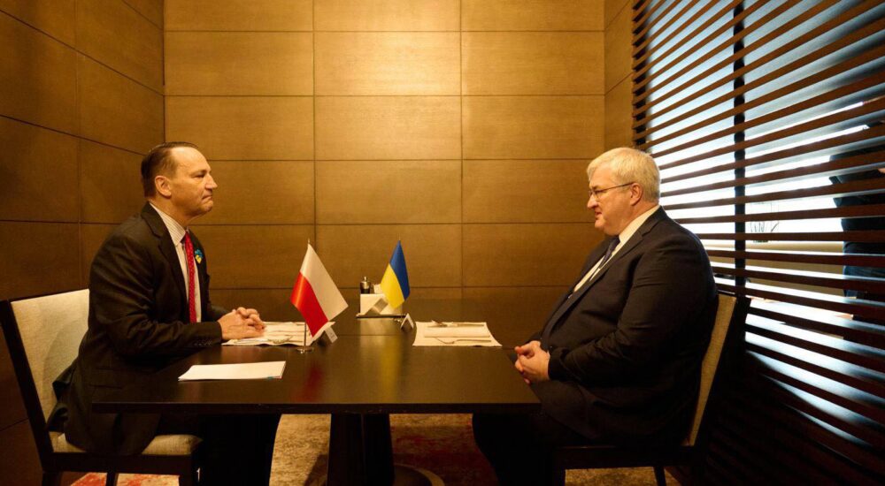 Сибіга провів у Києві зустріч з міністром закордонних справ Польщі