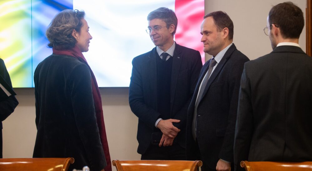 Олексій Кулеба провів зустріч з Уповноваженою Президента Франції з питань допомоги та відновлення України Мюріель Ляку-Лябарт