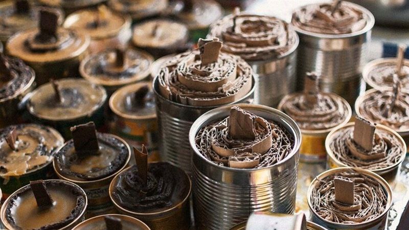 Чеські скаути виготовили для України рекордну кількість окопних свічок