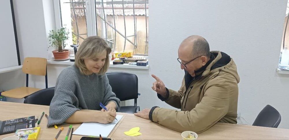 Хаб Білокуракинської громади у Житомирі надає 80 послуг для ВПО з Луганщини