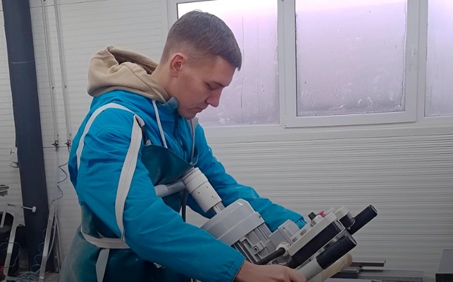 Як Захисник України з Кам’янки-Бузької отримав грант і розширив свій бізнес обробки граніту