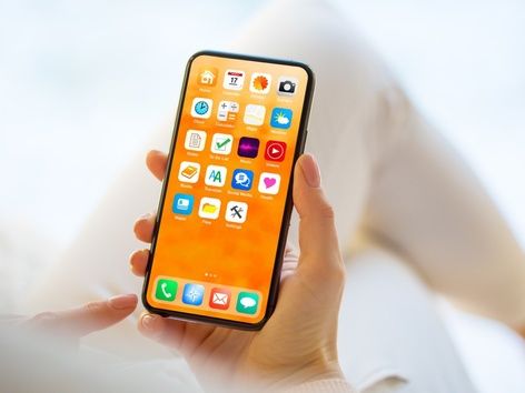 Корисні додатки та джерела для українців за кордоном: поради для новоприбулих