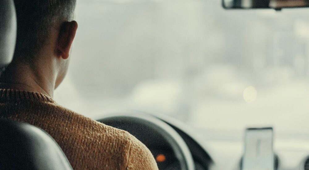 Як ветеранам і ветеранкам з інвалідністю навчитися водінню на спеціалізованих автомобілях за кошти держави