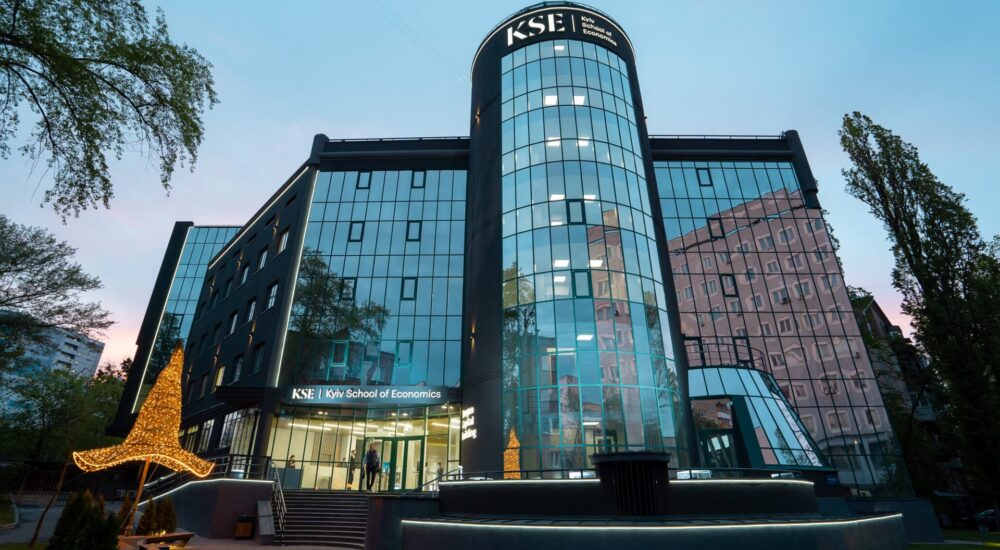 Come Back Home: Українці, які повертаються з-за кордону, можуть отримати грант на навчання в KSE University