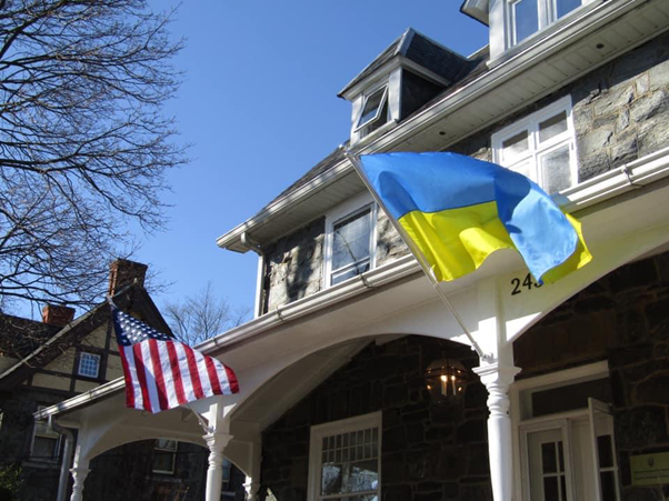 Консульські послуги для українців в Пенсильванії: розпочато запис на виїзний прийом 8 травня