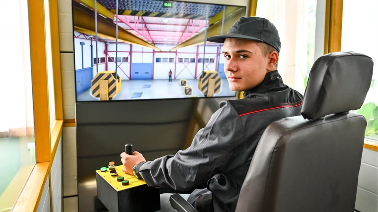 Понад 68 тисяч українців безкоштовно змінили фах завдяки ваучерам на навчання