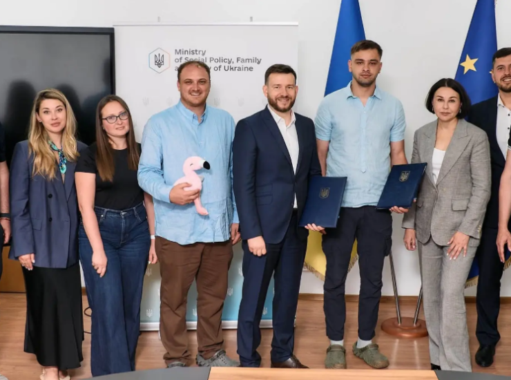 Посилення підтримки населення:  Мінсоцполітики та ГО «Іскра добра» підписали Меморандум