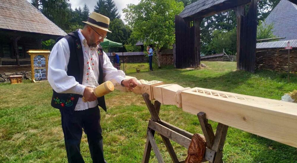 Закарпаття долучилося до міжнародного фестивалю традиційних деревообробних ремесел у Румунії